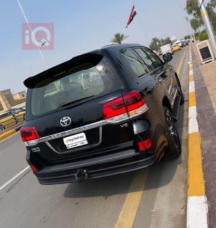 تويوتا لاندكروزر